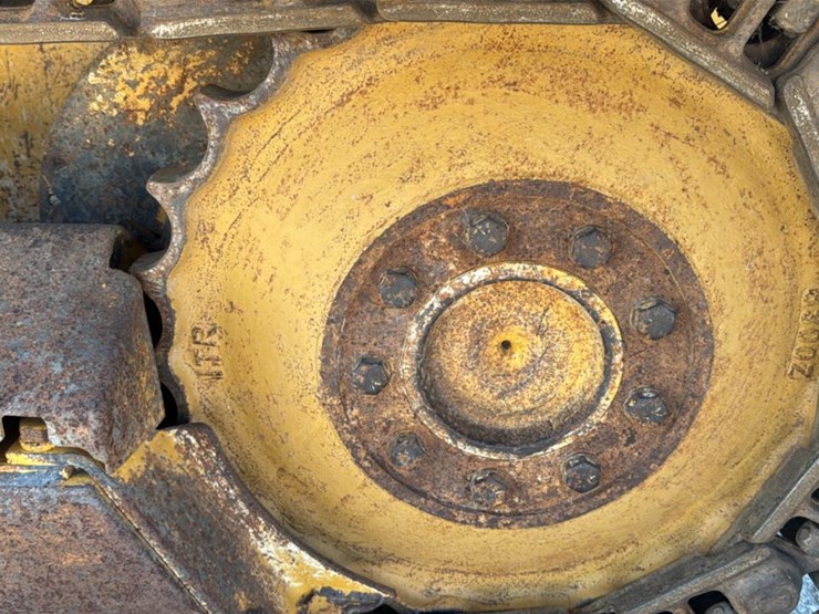 2015-deere-450j-lt-image-23