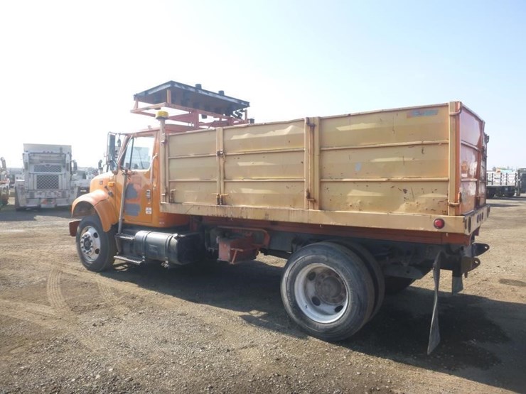 1995-international-4700-image-4