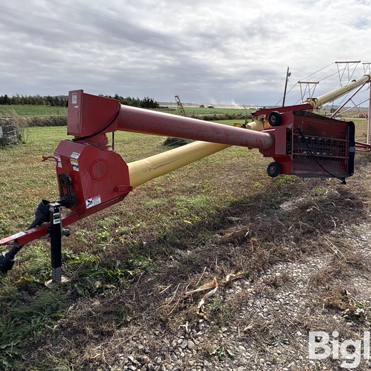Westfield MK100-71 Swing Hopper Grain Auger