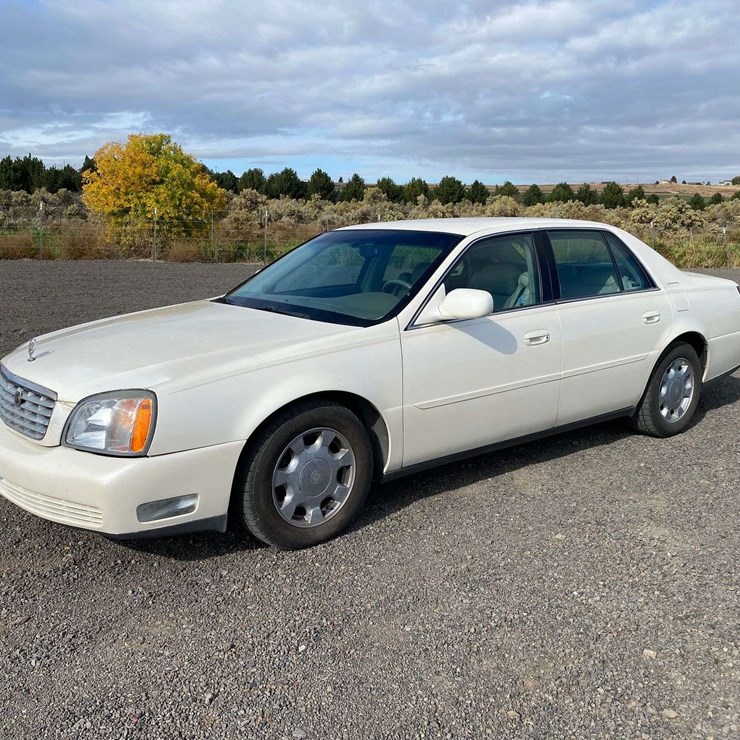 2000 Cadillac Deville Sedan