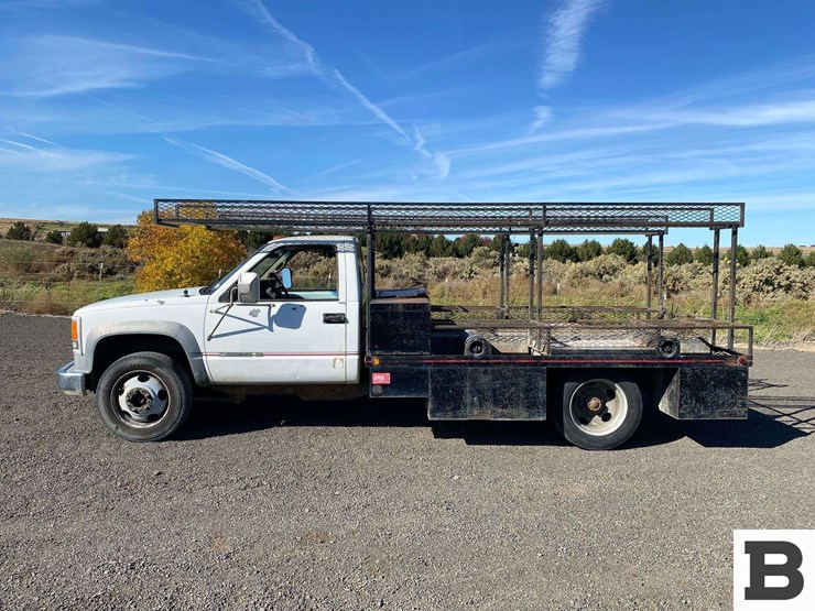 2001-chevrolet-gmt400-image-2