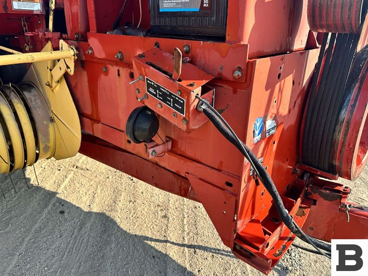 new-holland-515-image-23