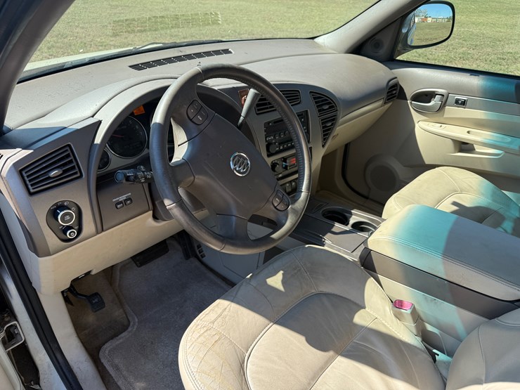 2005-buick-rendezvous-image-11