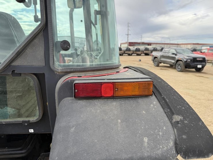 2009-massey-ferguson-3625-image-34