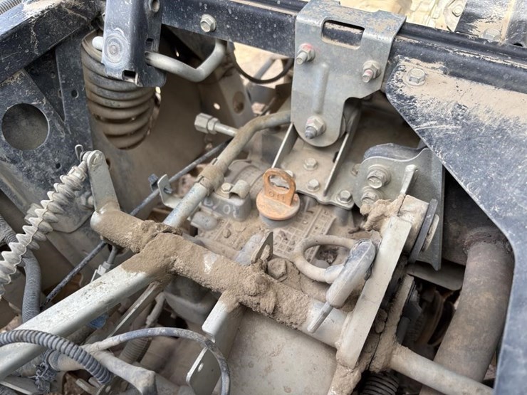 2017-kubota-rtv-x900-image-25