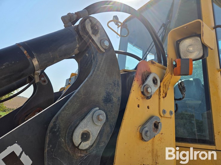 1997-deere-tc44h-image-15