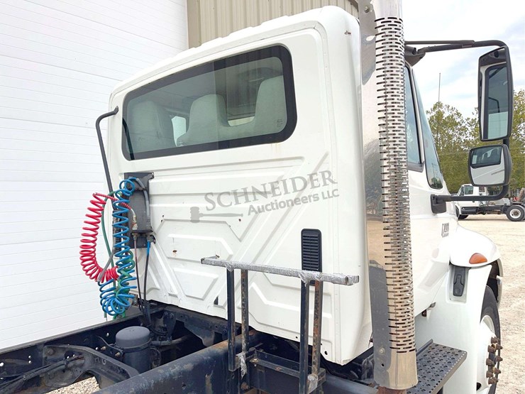 2003-international-durastar-4400-image-21