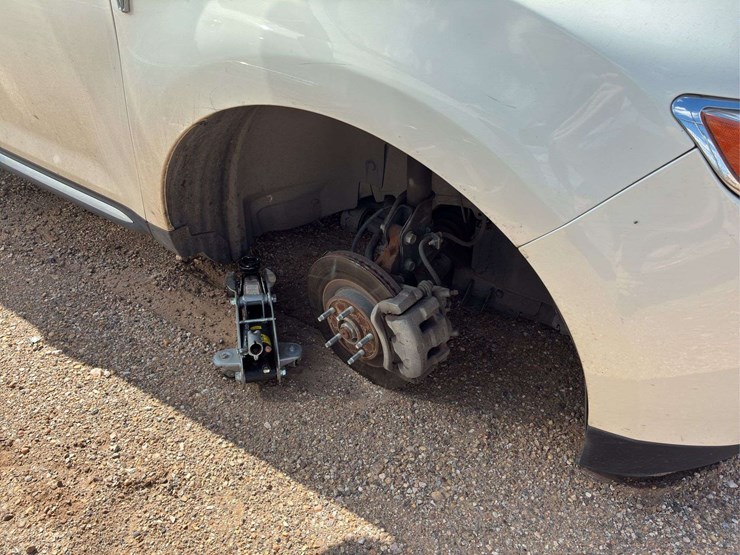 2013-lincoln-mkx-image-3