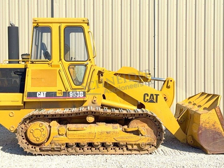 caterpillar-953b-image-3