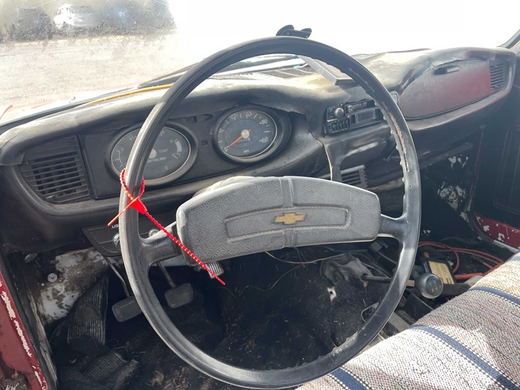 #1374-•-1976-chevrolet-luv-4x4-(has-wi-title)-(of)-image-90