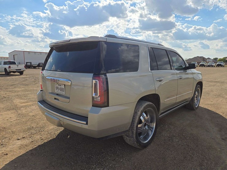 2015-gmc-yukon-denali-image-3