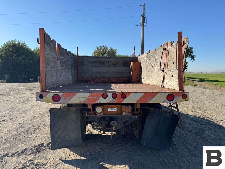 1988-gmc-7000-image-5