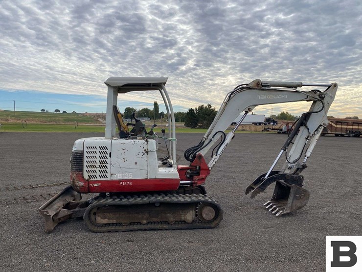 takeuchi-tb135-image-7