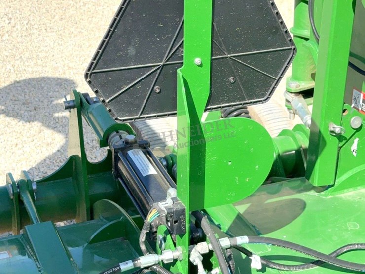 2021-john-deere-m15-image-19