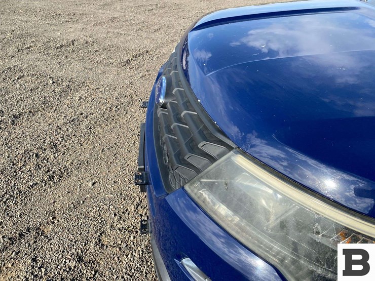 2016-ford-explorer-image-11