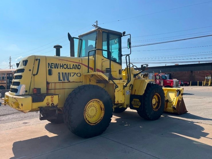 new-holland-lw170-image-7