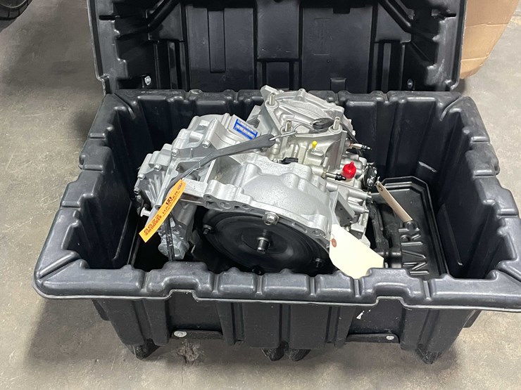 #8622-•-mazda-crate-transmission-(f)-image-2