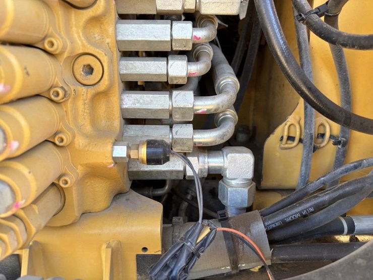 2013-caterpillar-308e-cr-image-53