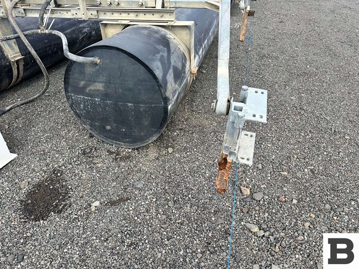 6,000lb-poly-lift-boat-lift-for-pontoon-with-blower-unit-image-4