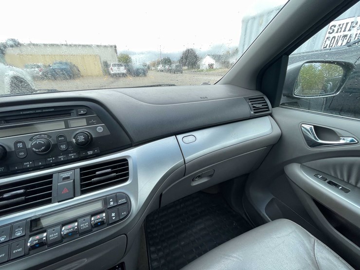 2009-honda-odyssey-image-77