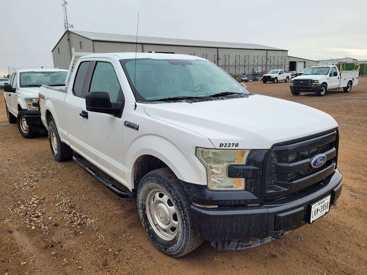 2015-ford-f150-lariat-image-2