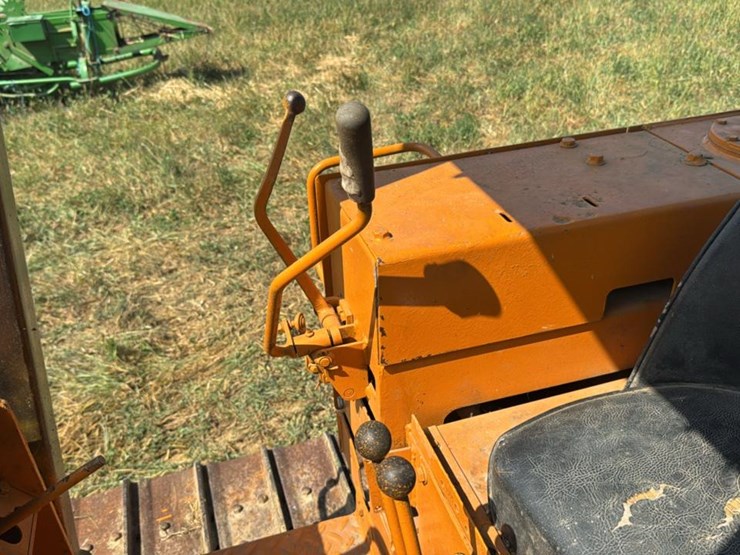 1979-case-450b--image-34