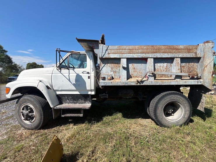 #107-•-1994-ford-33000-dump-truck-image-8