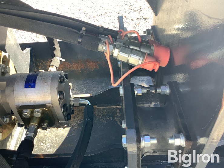 2024-landhonor-vpc-11-72w-skid-steer-plate-compactor-image-16