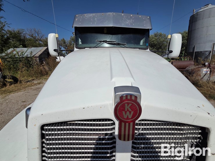 2006-kenworth-t600-image-12