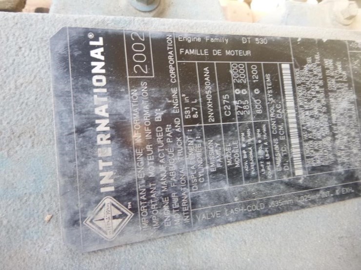 2003-international-7400-image-17