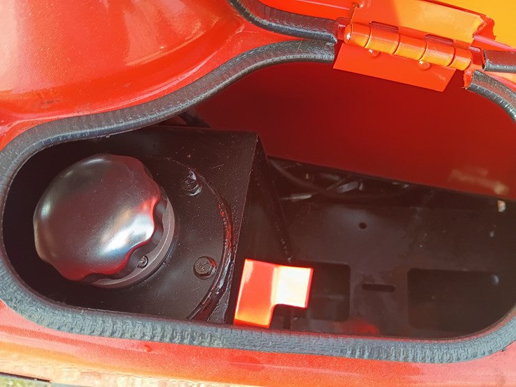 #l57-004-•-2025-tpm-16-mini-excavator-(gasoline)-image-14