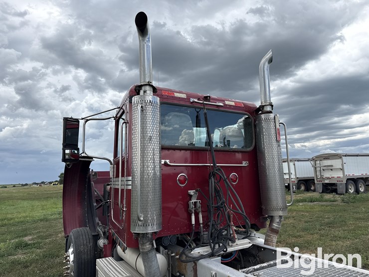 2007-peterbilt-357-image-12