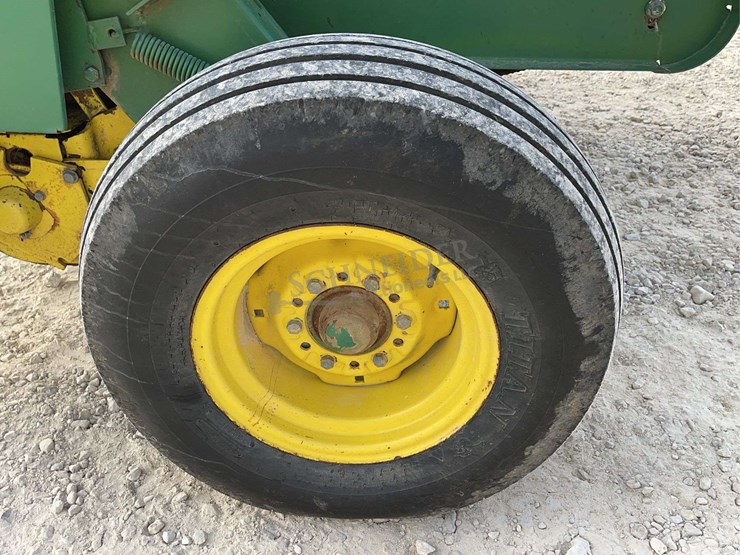 john-deere-375-image-18