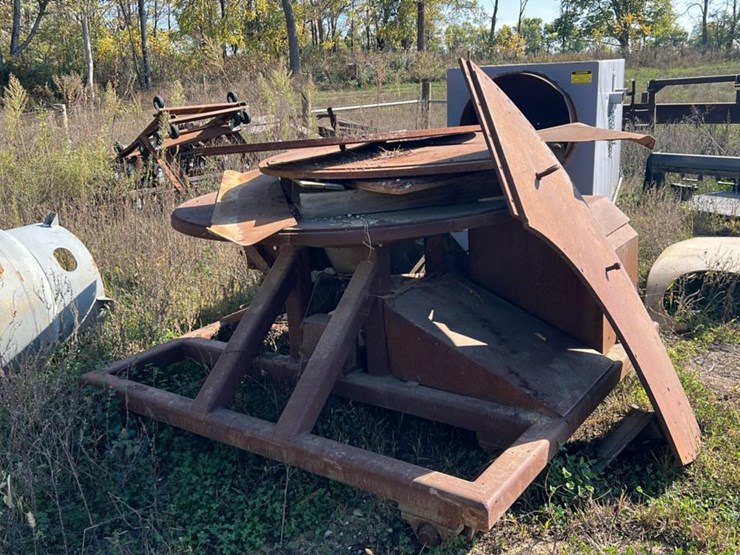 #4714-•-16’x16’-clemco-abrasive-blast-room-image-1