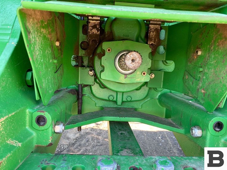 2008-john-deere-8330-image-41