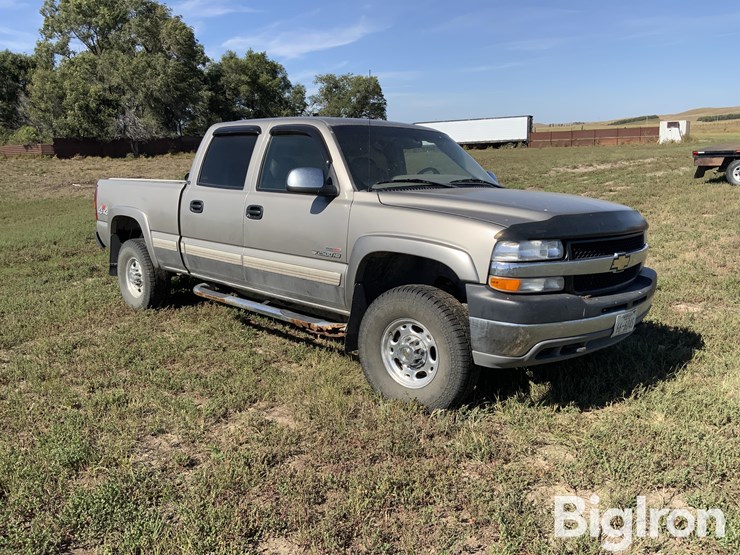 2002-chevrolet-silverado-2500-image-3