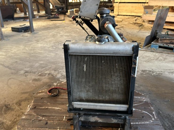 #4600-•-kubota-v2003-t-e-power-unit-image-5