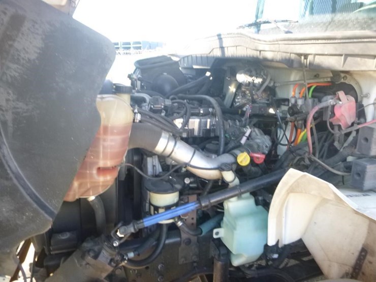 2009-international-durastar-4300-image-21