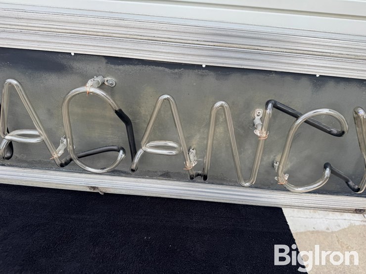 everbrite-no-vacancy-neon-sign-image-16