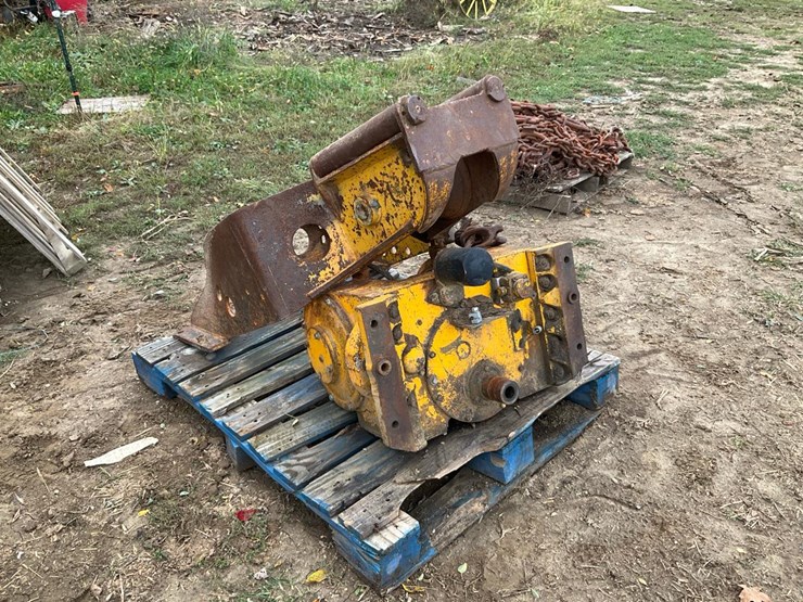 #2856-•-john-deere-cable-winch-and-arch-image-4