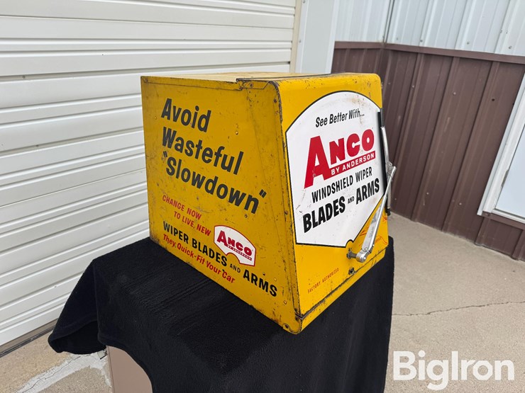 antique-anco-windshield-wiper-display-image-3