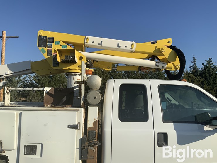 2015-ford-f550-image-13