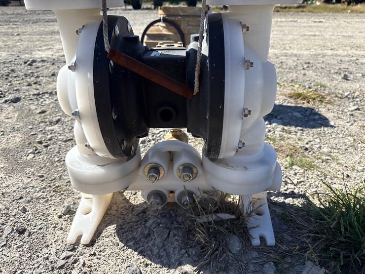 #27153-•-aro-ingersoll-rand-2”-double-diaphragm-pump-inv#-27153-image-10