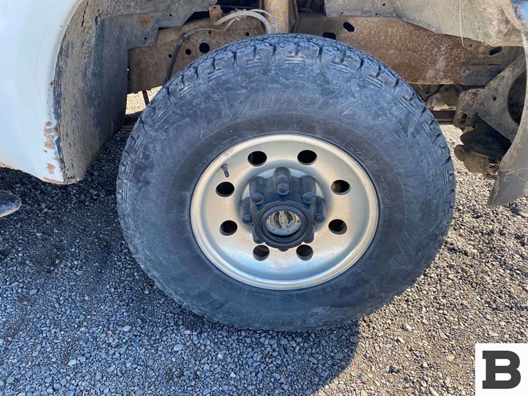 2002-ford-f250-image-27