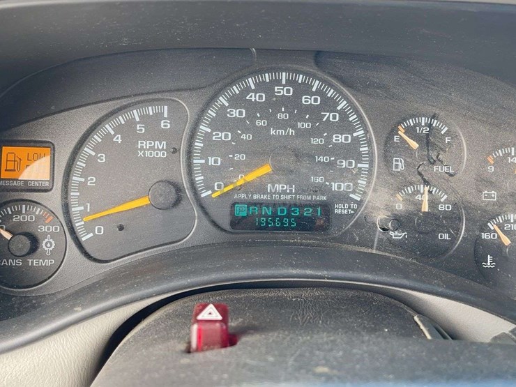 2000-chevrolet-2500-image-46