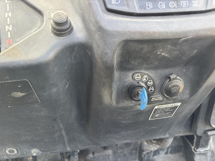 2017-kubota-rtv-x900-image-14