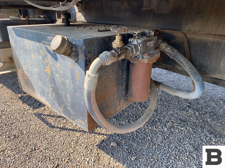 1985-ford-f800-image-23