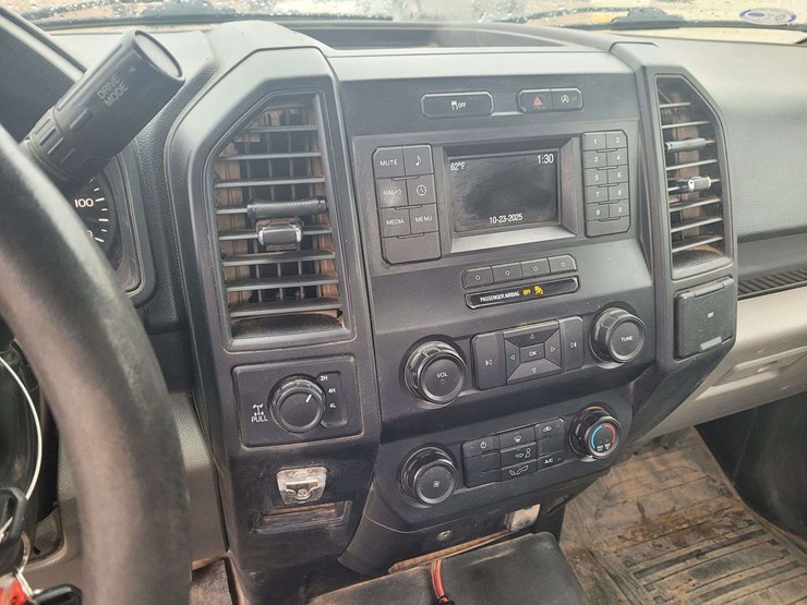 2020-ford-f150-xl-image-9