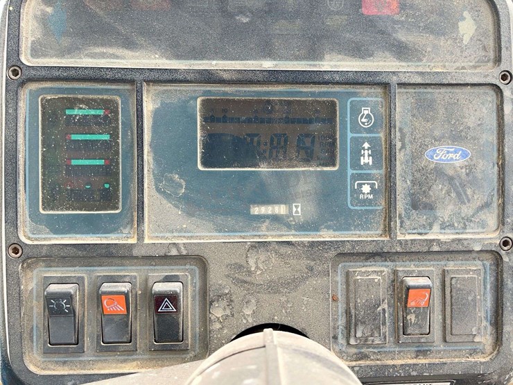 ford-tractor-image-34