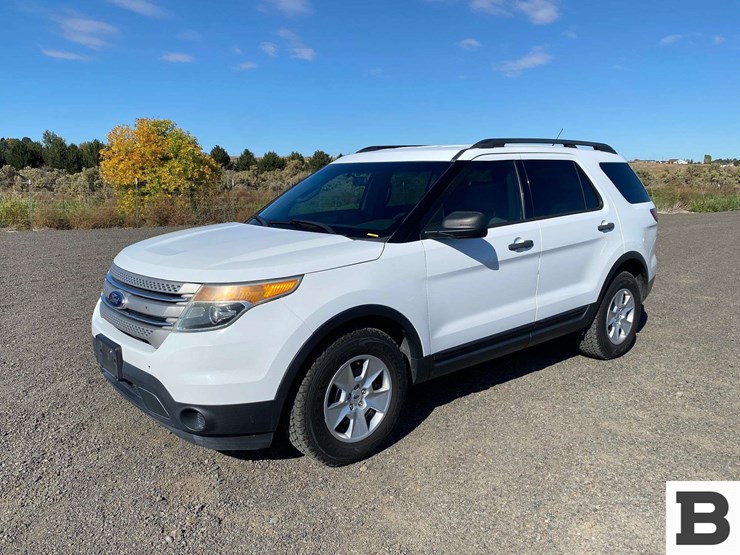 2013-ford-explorer-image-1
